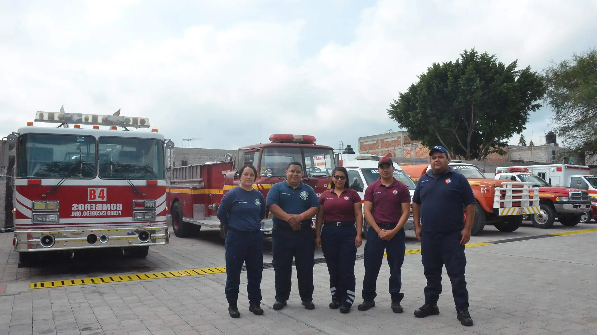 Bomberos y Paramédicos de Pedro Escobedo tiene pocos elementos remunerados. Foto Luis Luévanos